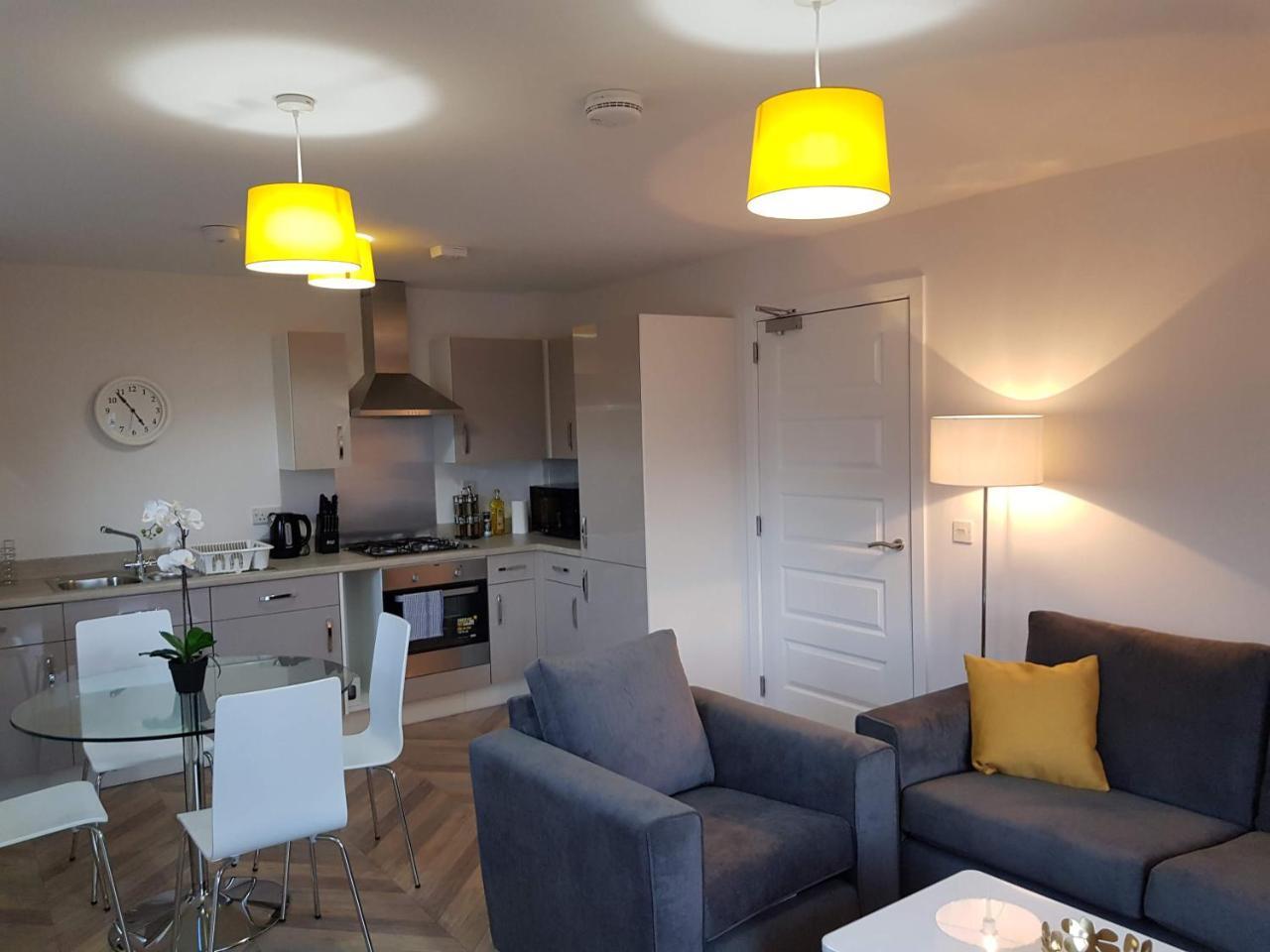 3 Royal View Apartments Стърлинг Екстериор снимка