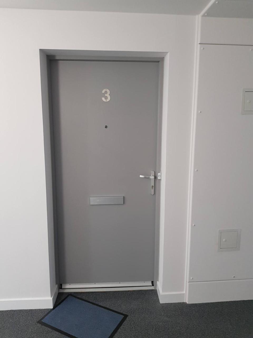 3 Royal View Apartments Стърлинг Екстериор снимка